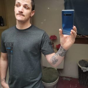 Meet your Posher, Derek